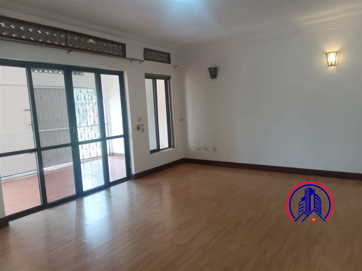 Bungalow for rent in Bugoloobi Kampala