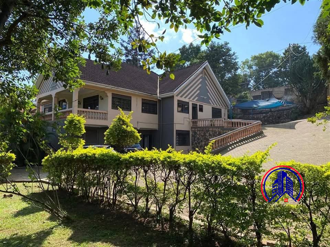 Storeyed house for rent in Naguru Kampala