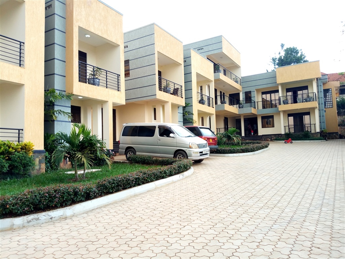 Town House for rent in Munyonyo Kampala