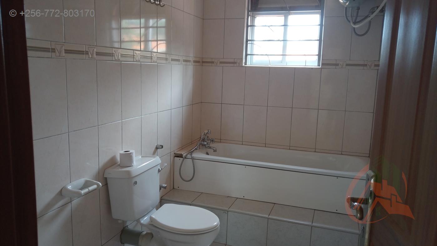 Town House for rent in Naguru Kampala