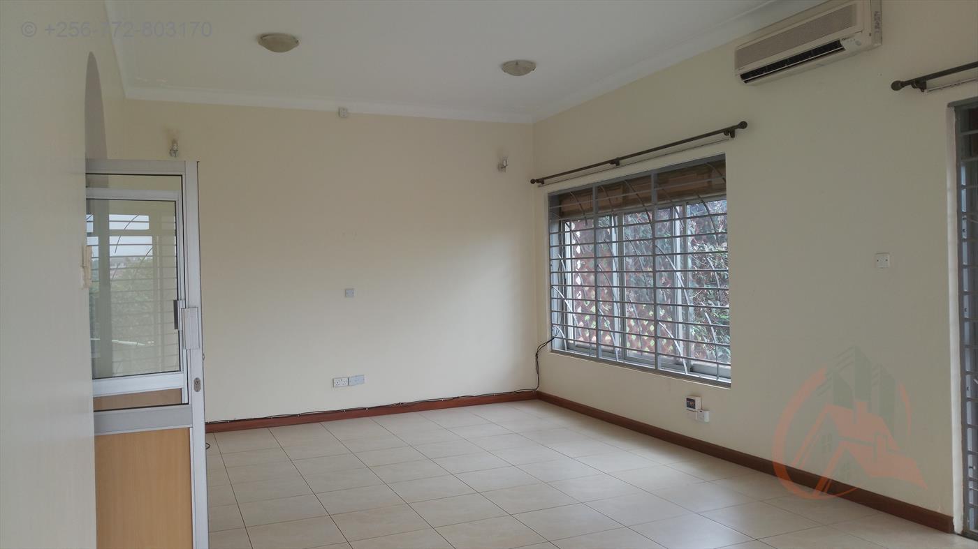 Town House for rent in Naguru Kampala