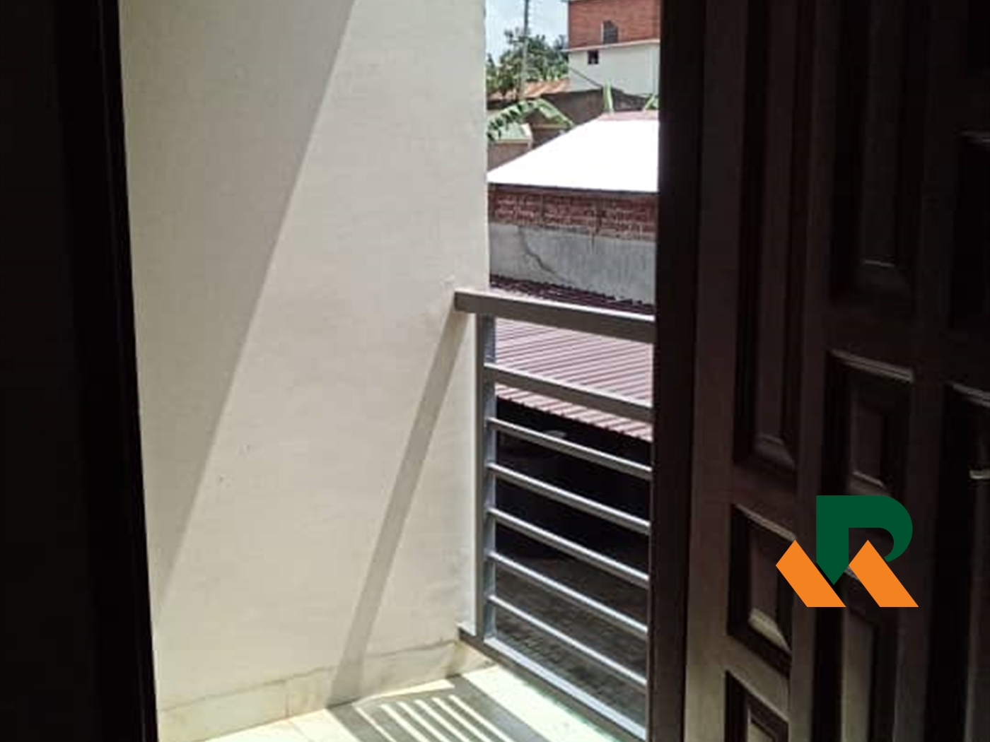 Town House for sale in Makerere Kampala