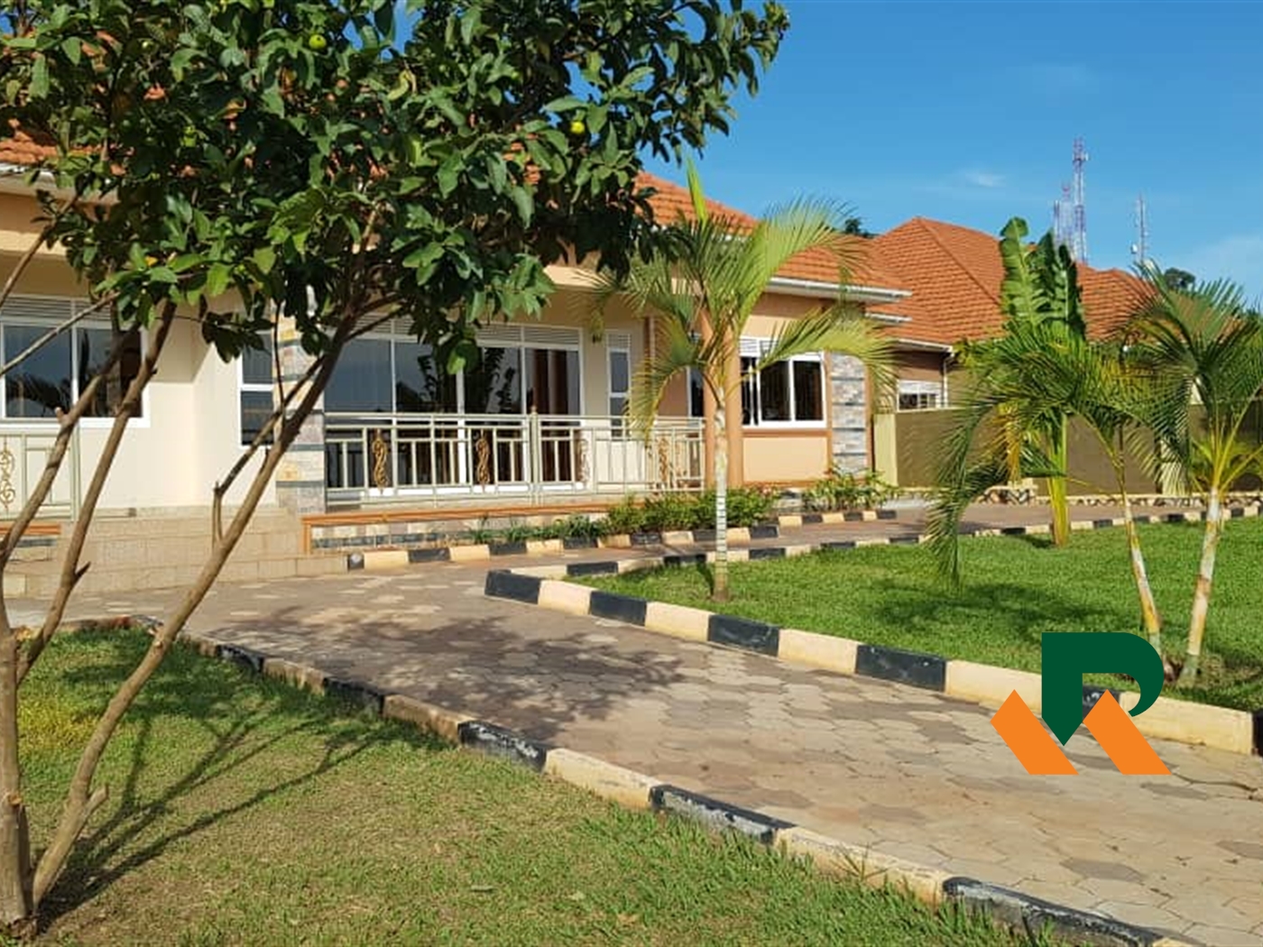 Bungalow for sale in Bwebajja Wakiso