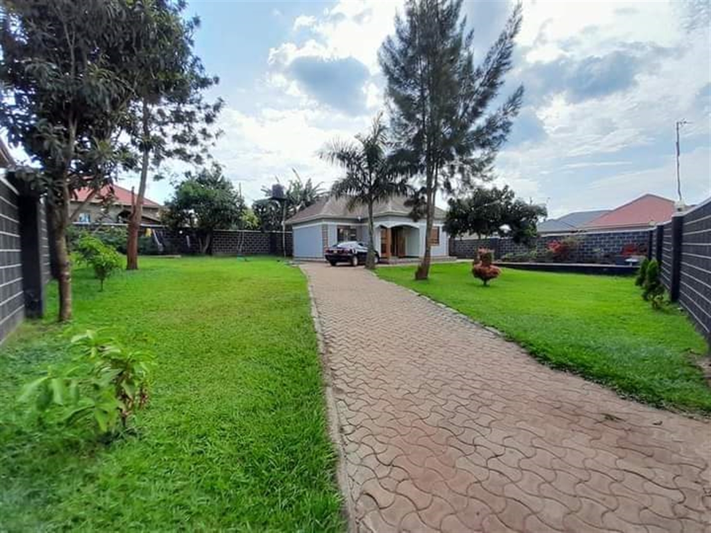 Bungalow for sale in Kawanda Wakiso