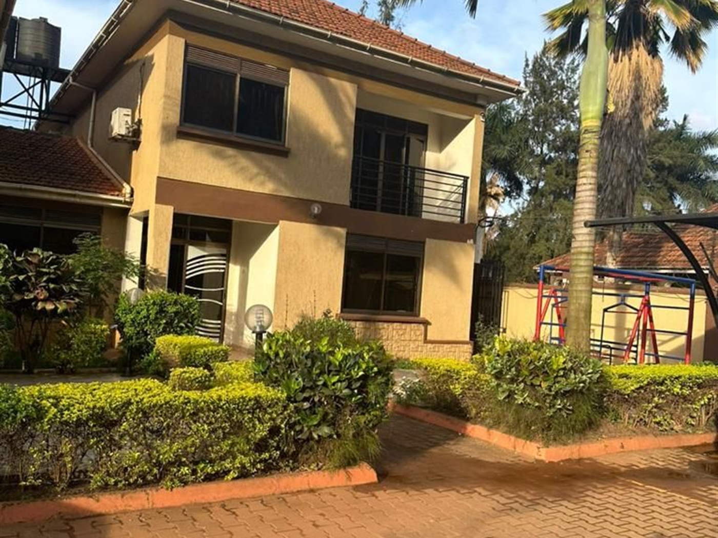 Town House for sale in Lugogo Kampala