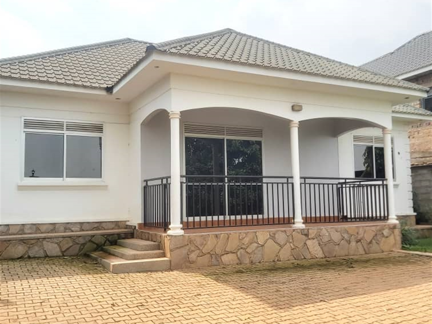 Bungalow for sale in Kawuku Wakiso