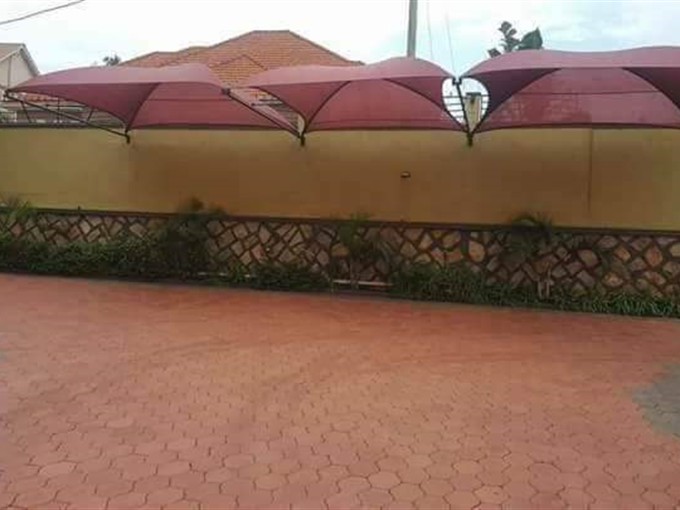 Storeyed house for sale in Naalya Wakiso