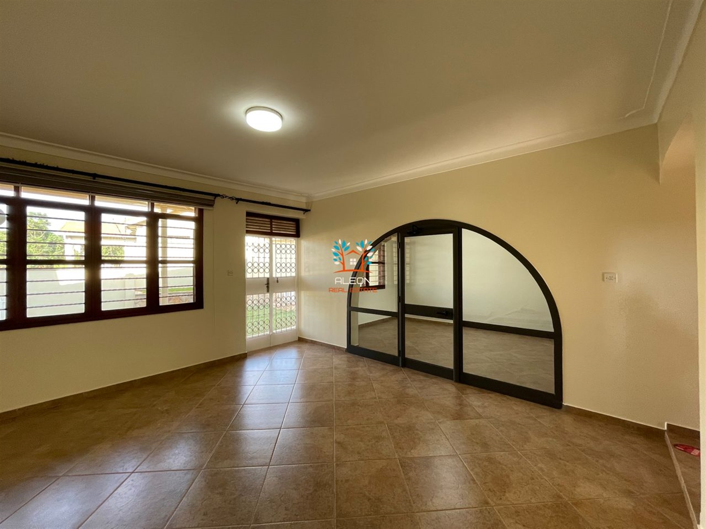 Duplex for rent in Muyenga Kampala