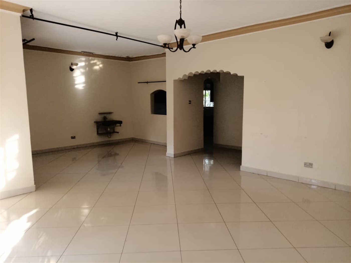 Bungalow for rent in Najjera Wakiso