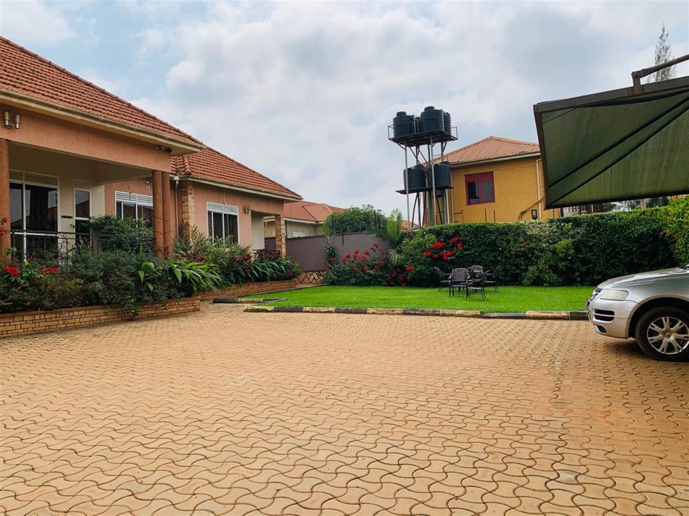 Bungalow for sale in Buwaate Wakiso