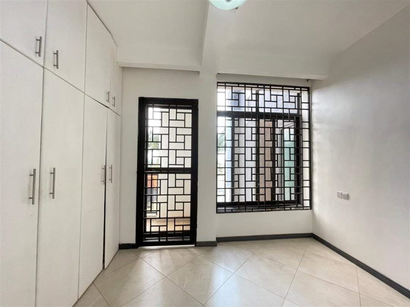 Town House for rent in Bbunga Kampala