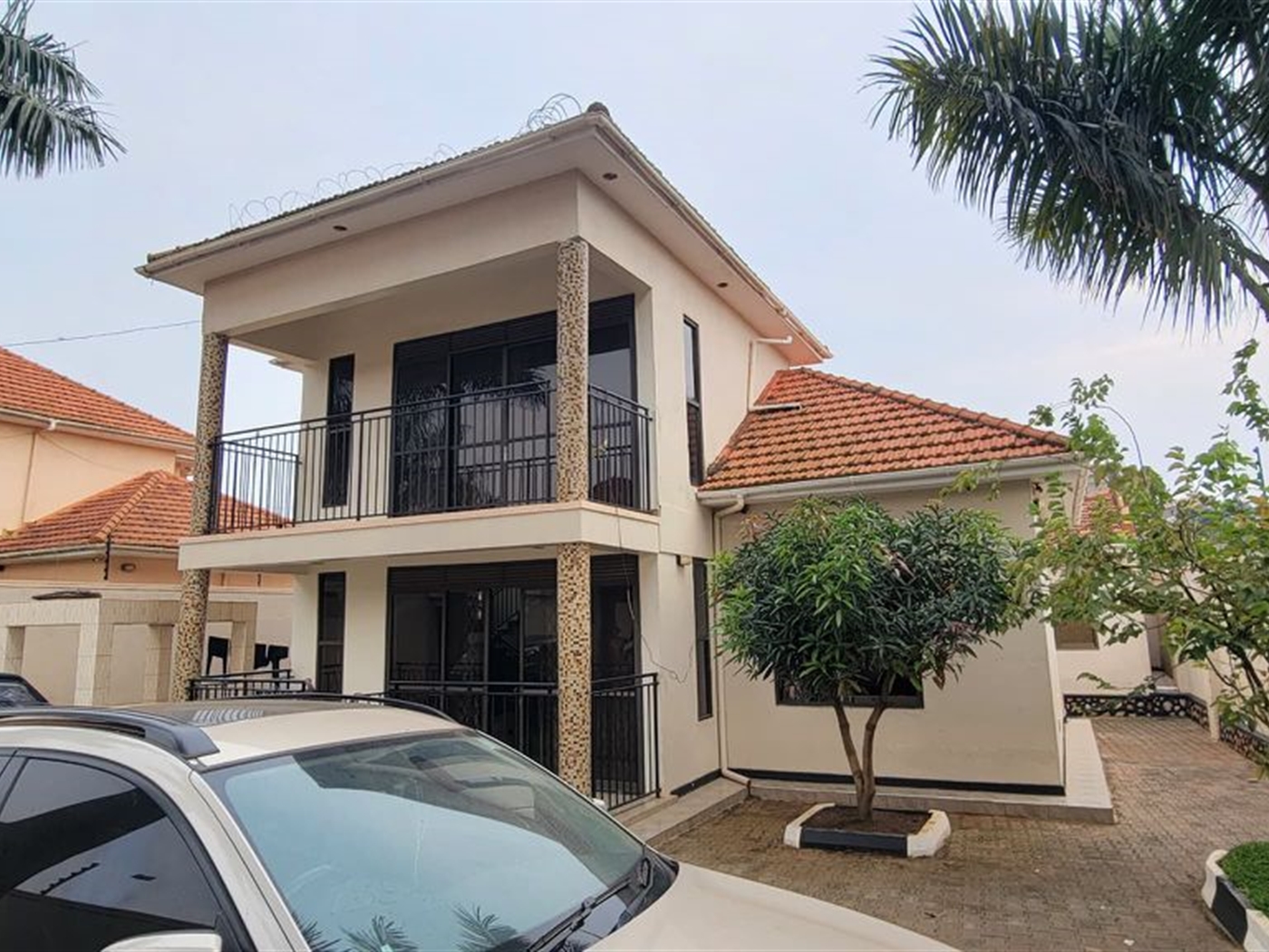 Storeyed house for sale in Kisaasi Kampala