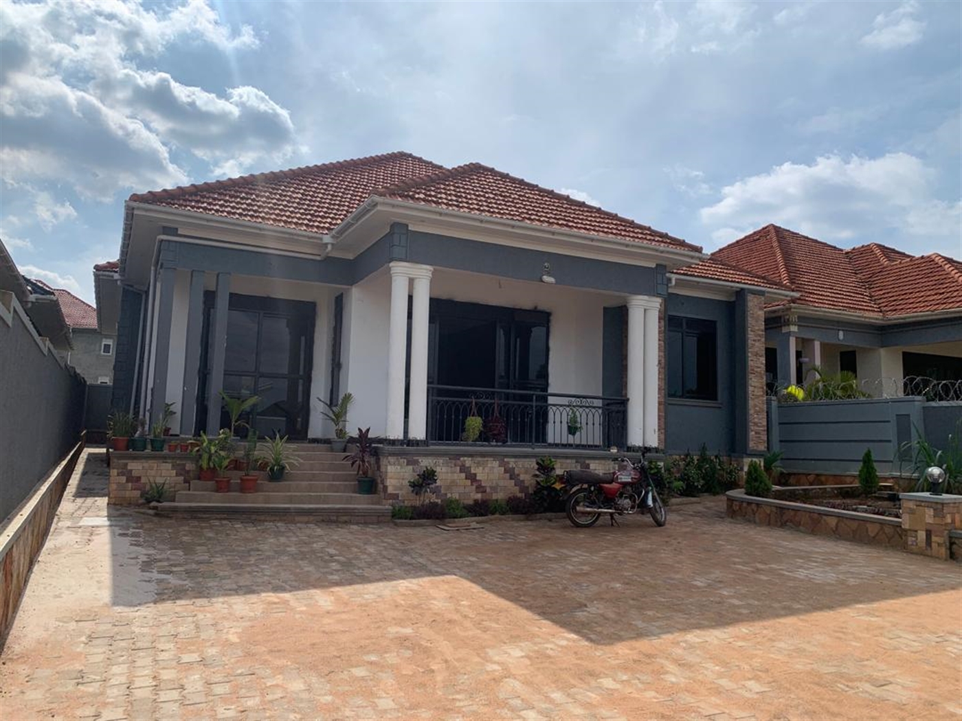 Bungalow for sale in Kira Wakiso