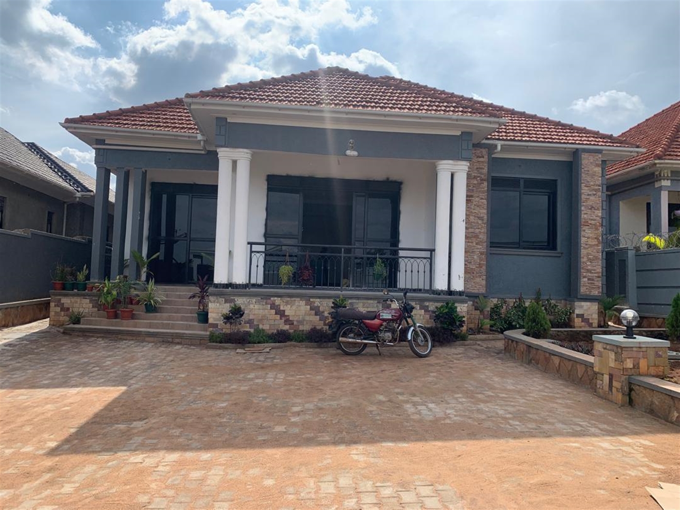 Bungalow for sale in Kira Wakiso