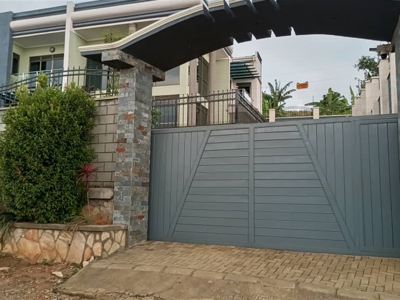 Storeyed house for sale in Lutembe Wakiso