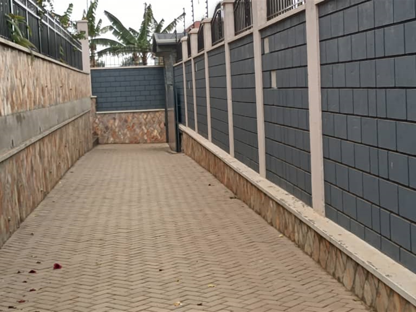 Storeyed house for sale in Lutembe Wakiso