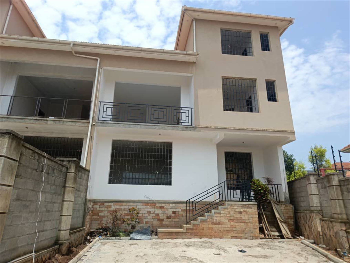 Town House for sale in Kyanja Kampala