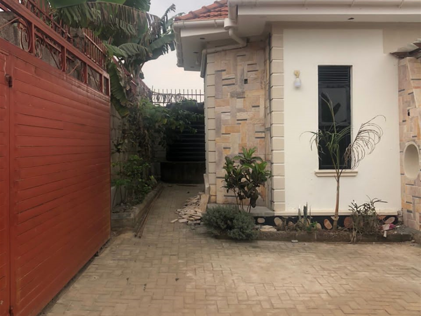 Bungalow for sale in Kira Wakiso