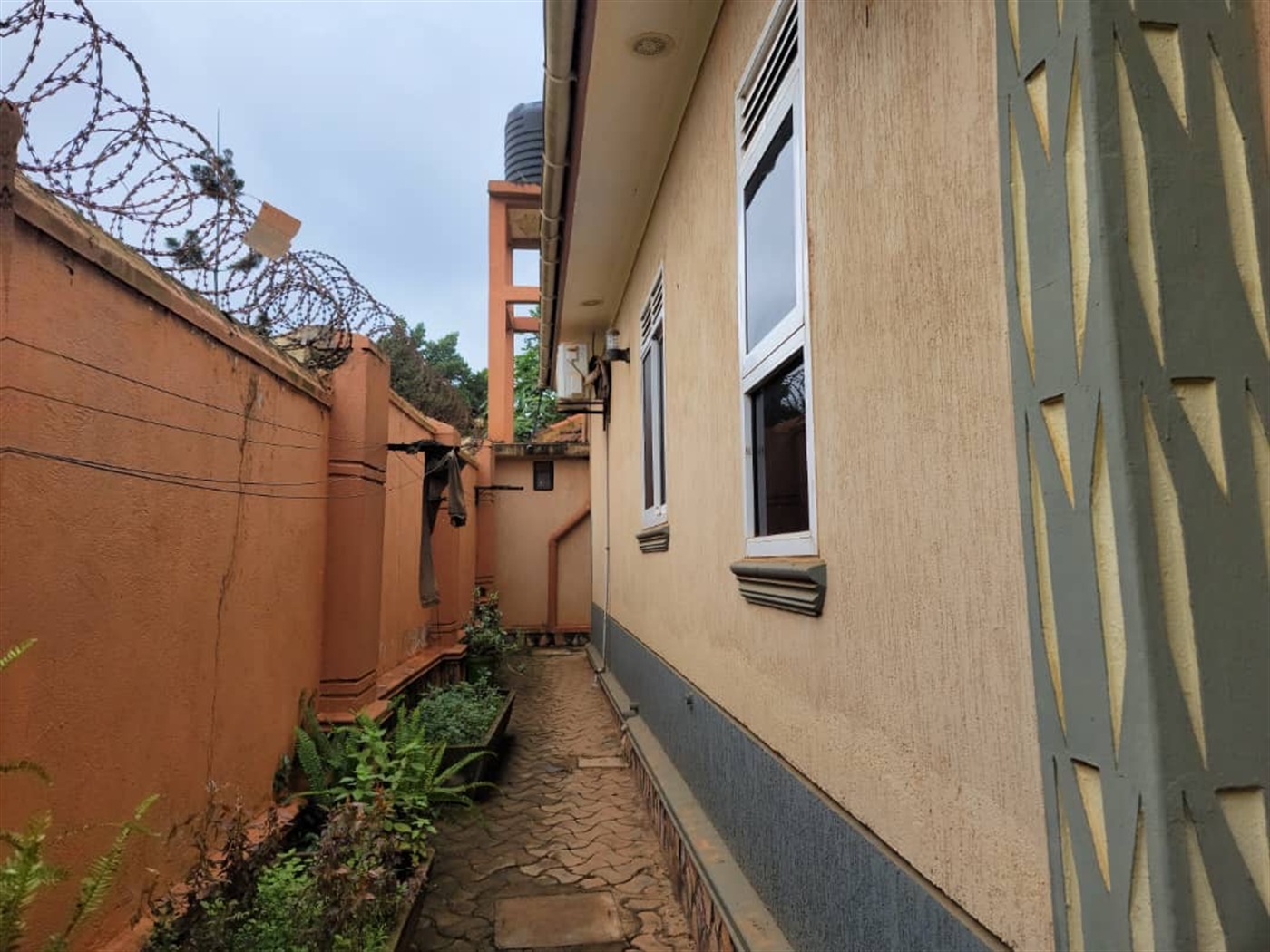 Bungalow for sale in Kira Wakiso