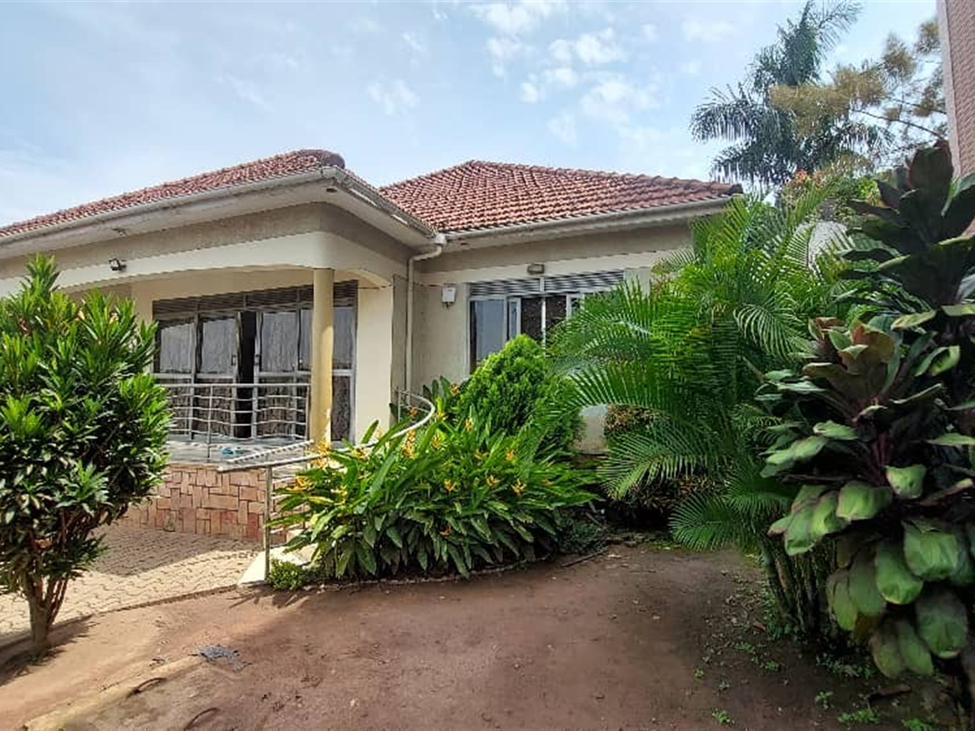 Bungalow for sale in Naalya Kampala