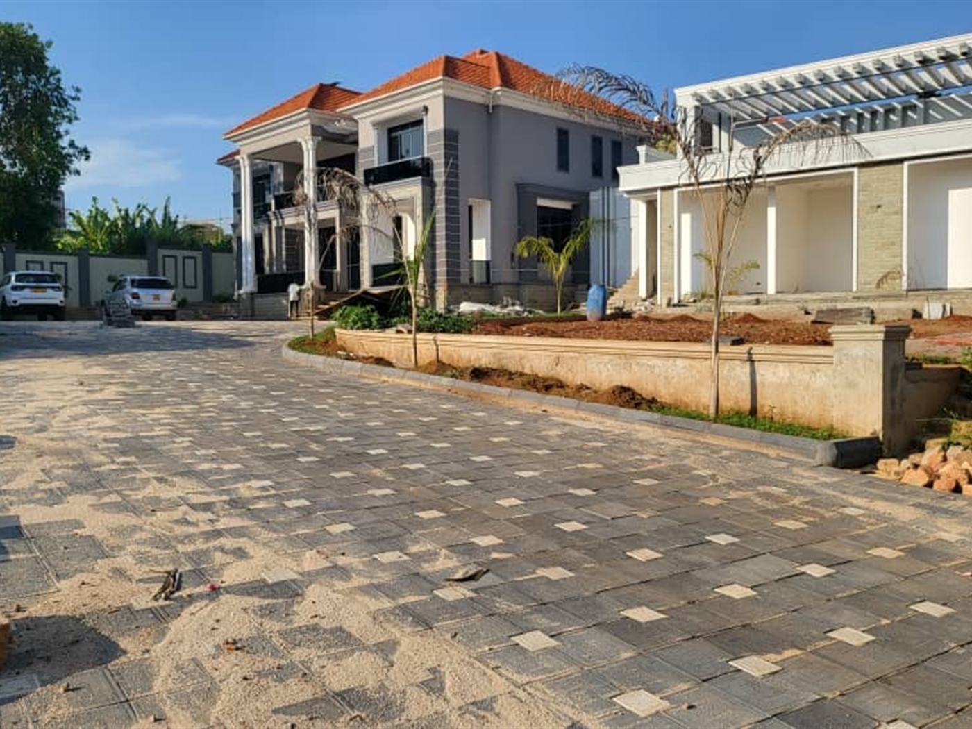 Mansion for sale in Munyonyo Kampala