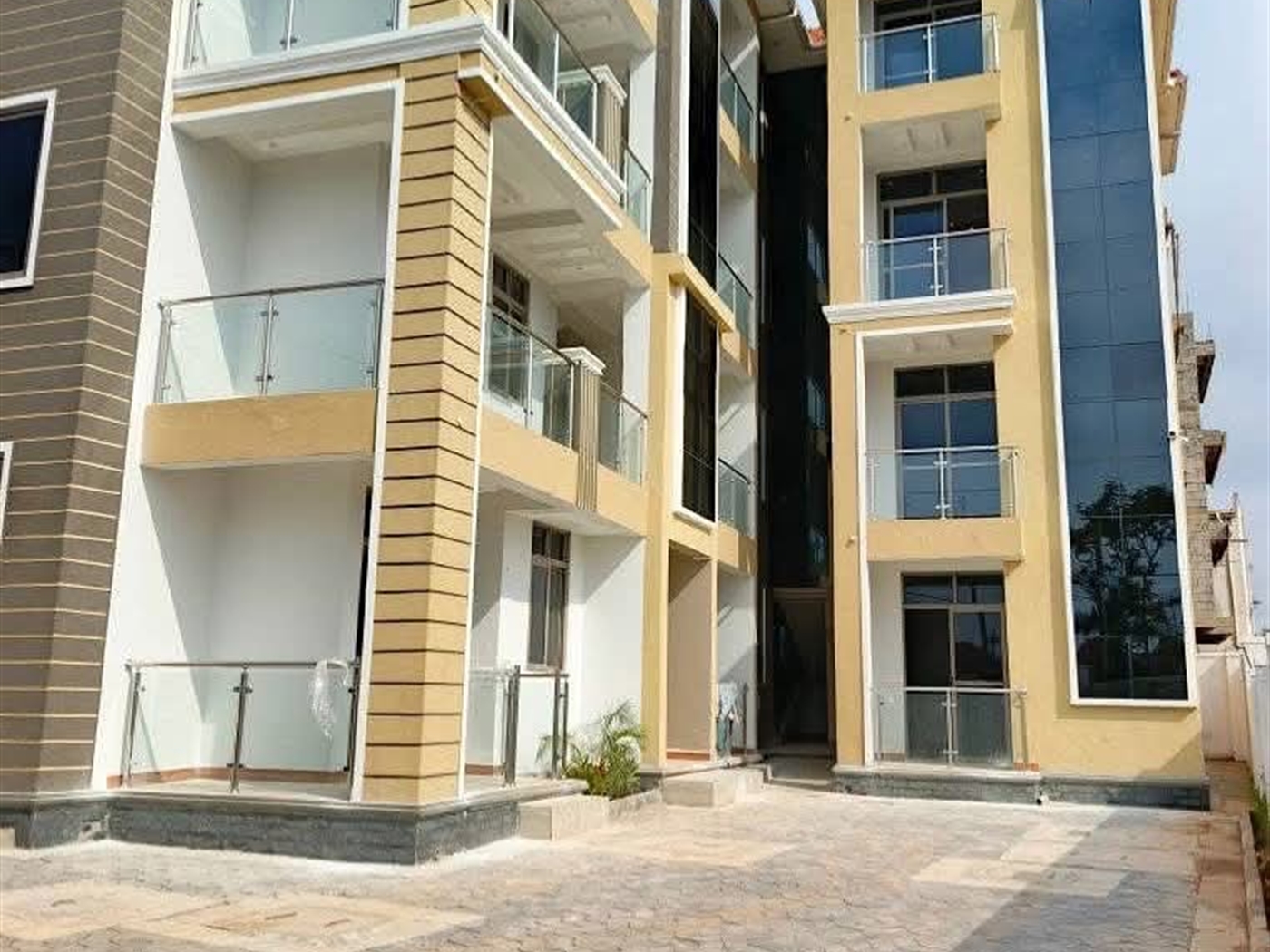 Apartment block for sale in Kisaasi Kampala