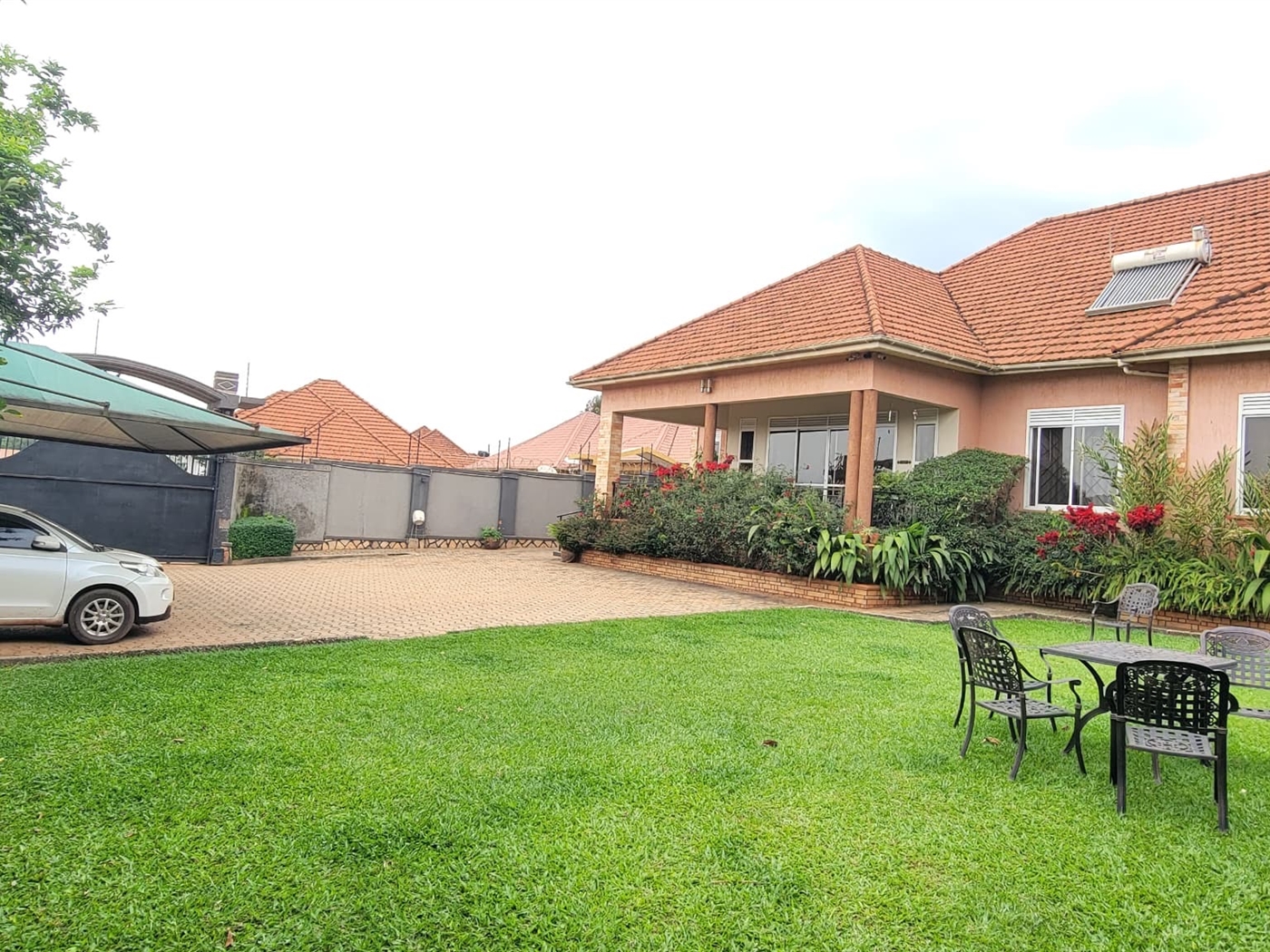 Bungalow for sale in Buwaate Wakiso