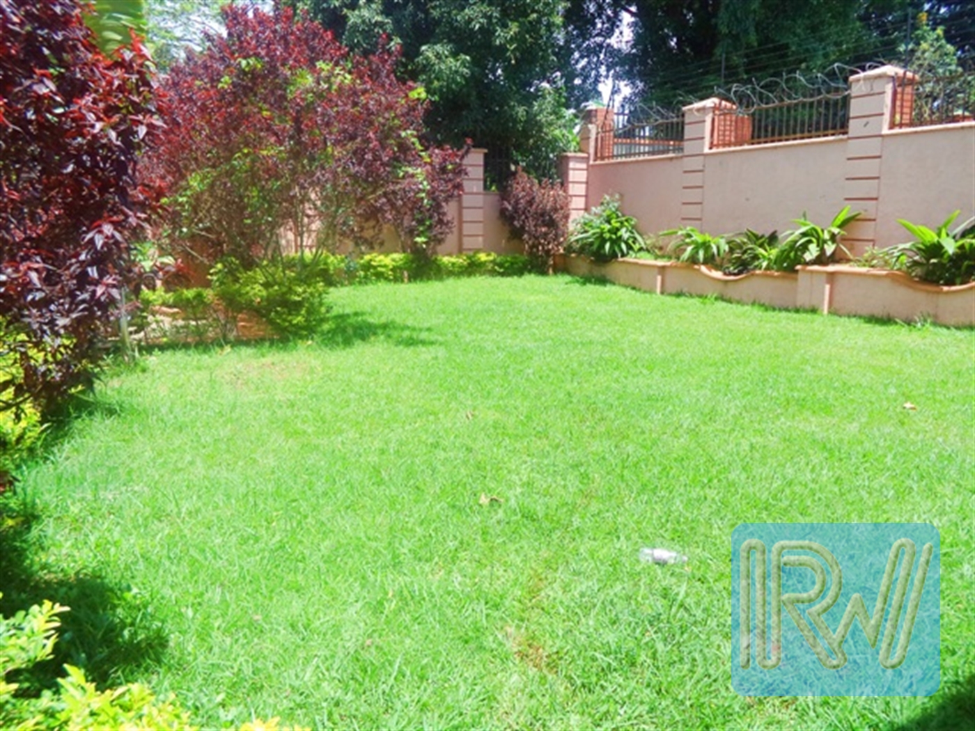 Storeyed house for sale in Entebbe Wakiso