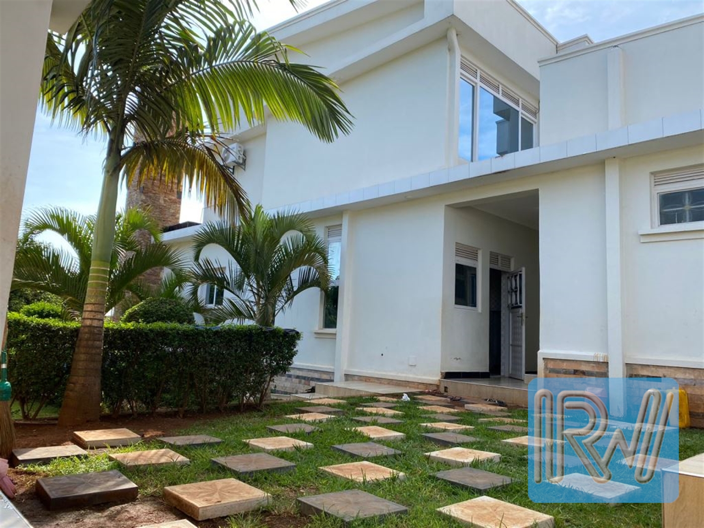 Mansion for rent in Kawuku Wakiso