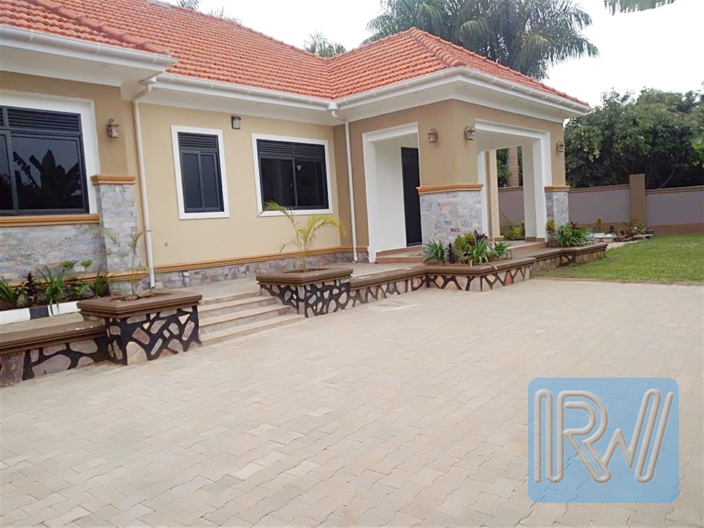 Bungalow for sale in Bwebajja Wakiso