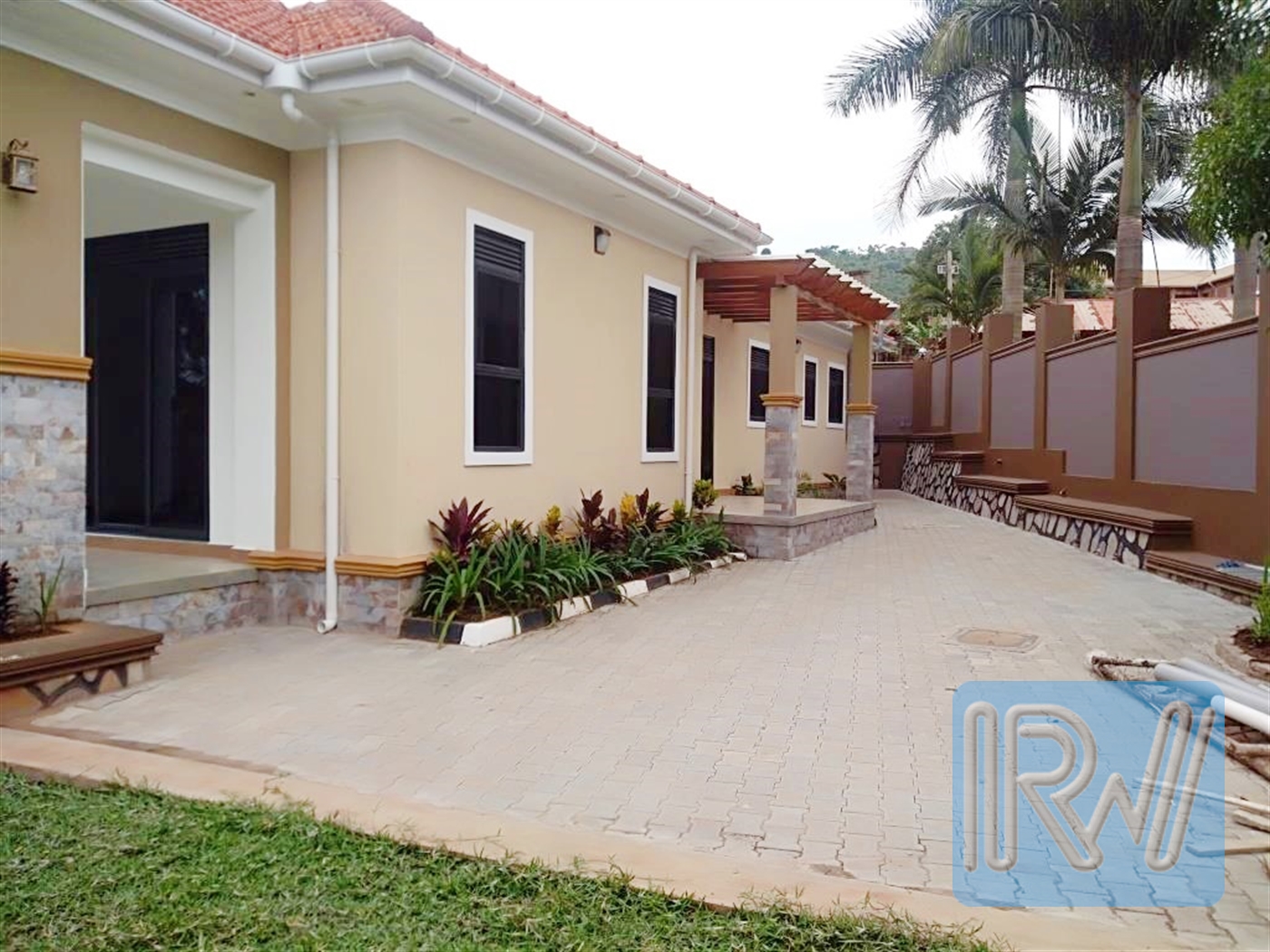 Bungalow for sale in Bwebajja Wakiso