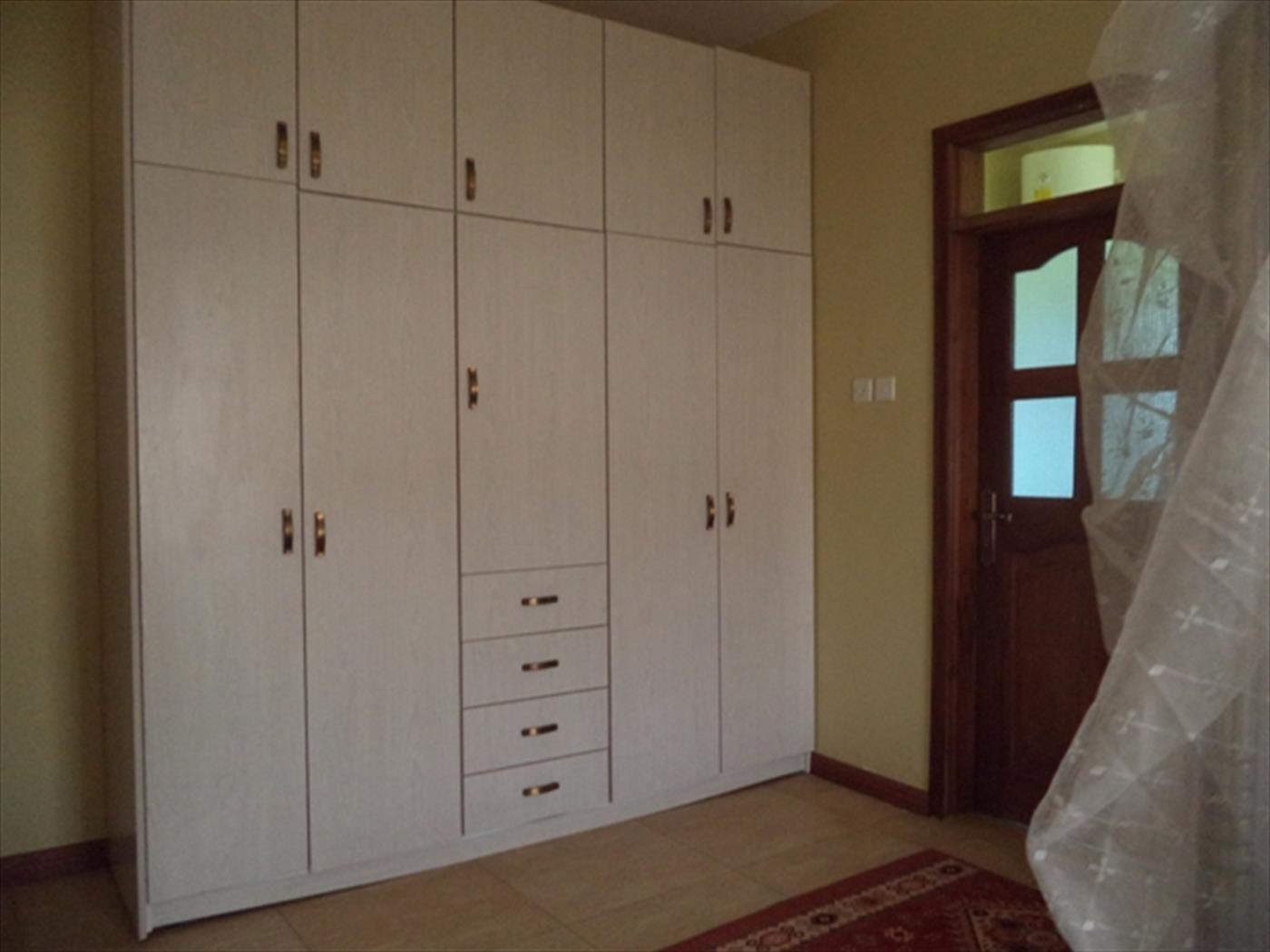 Bungalow for rent in Entebbe Wakiso