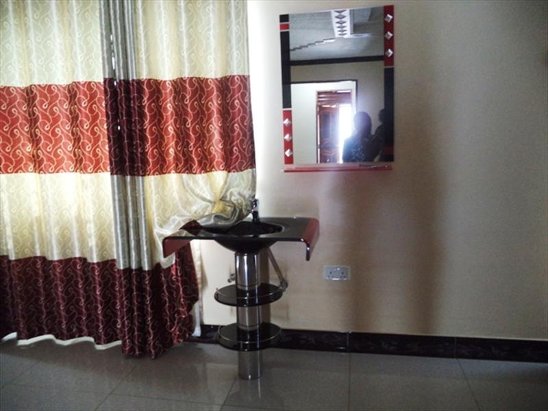 Bungalow for rent in Kisubi Wakiso