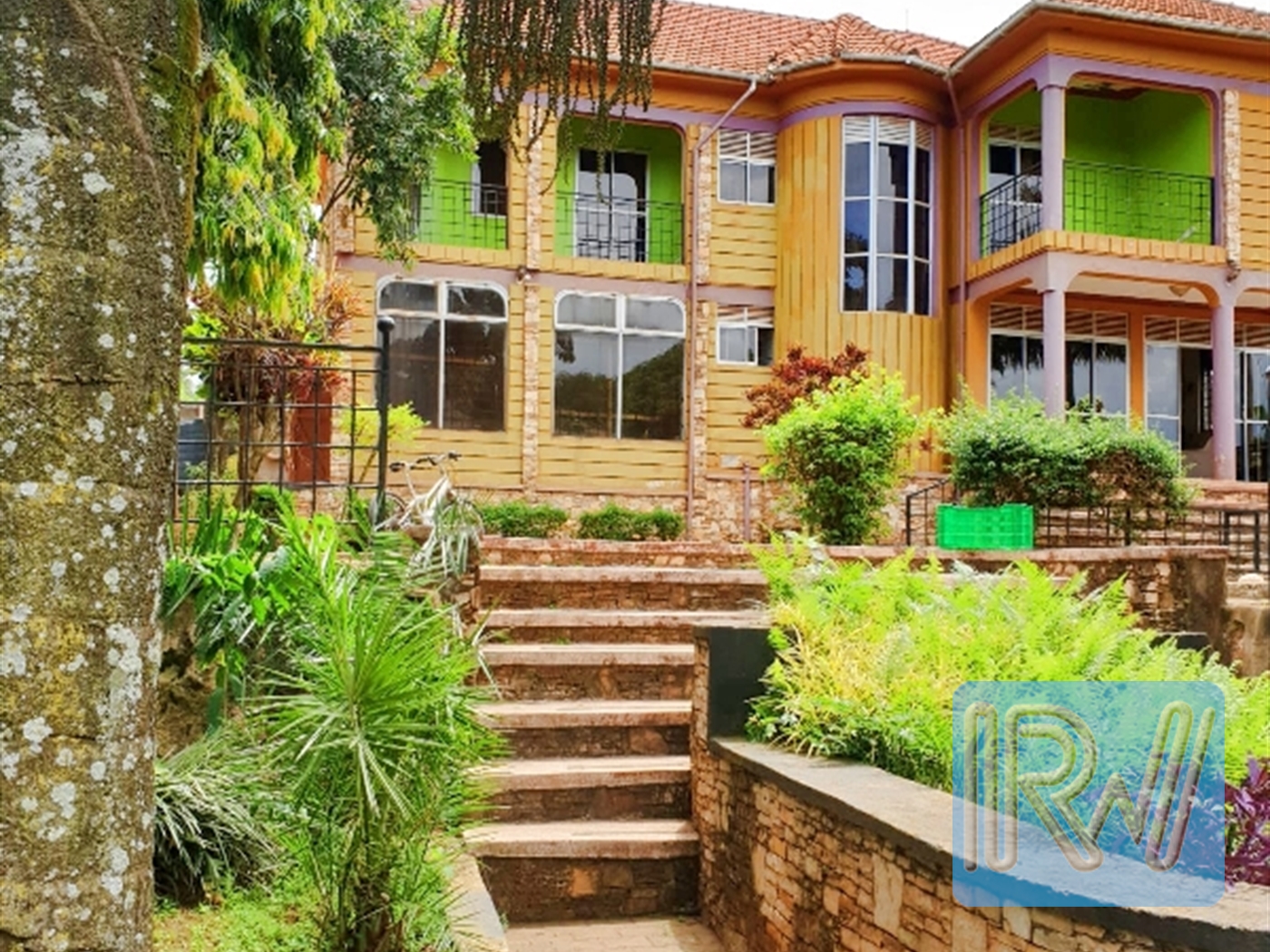 Mansion for sale in Kitende Wakiso