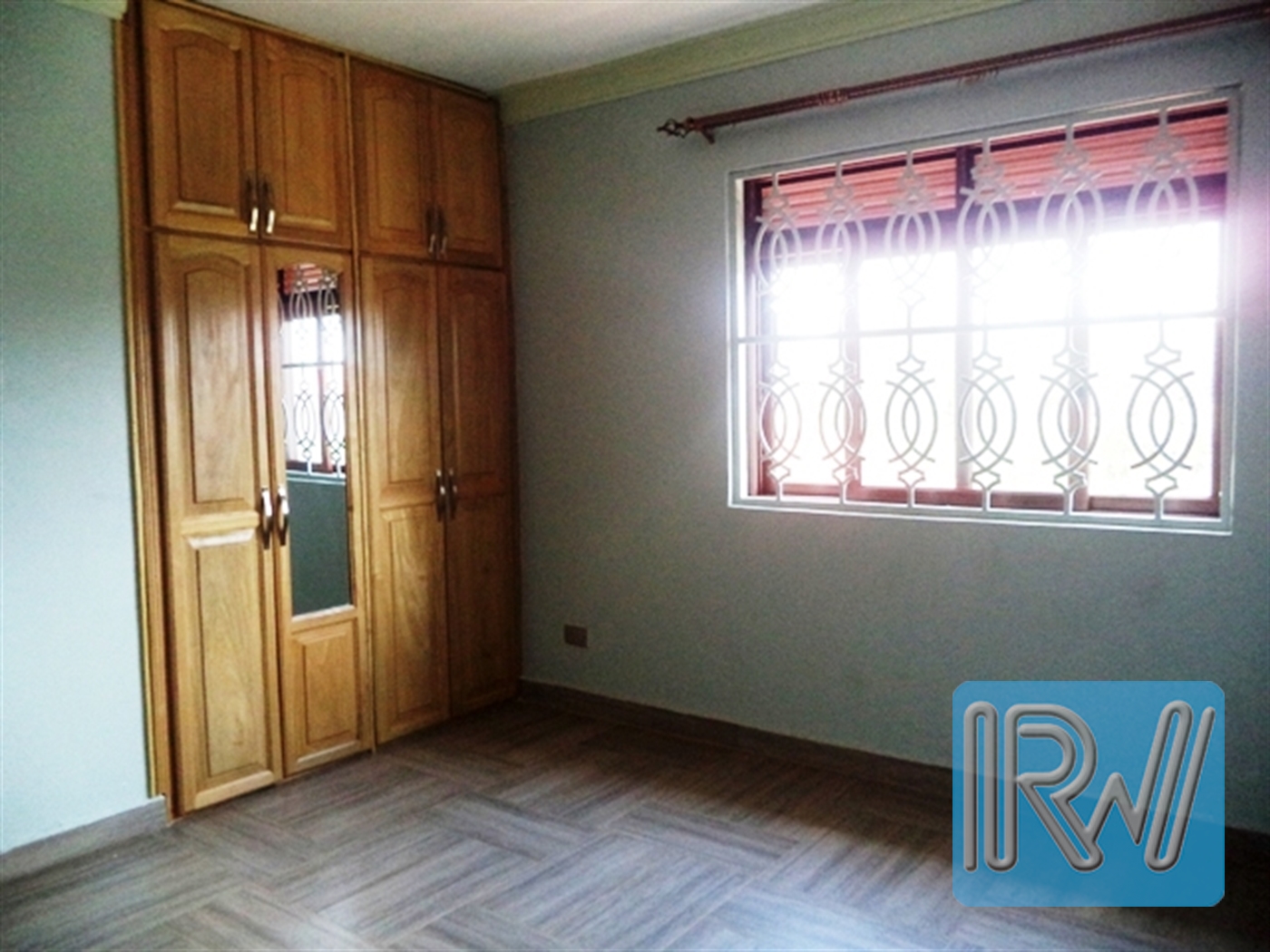 Mansion for rent in Katabi Wakiso