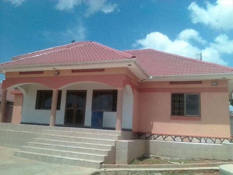 Bungalow for rent in Kisaasi Kampala