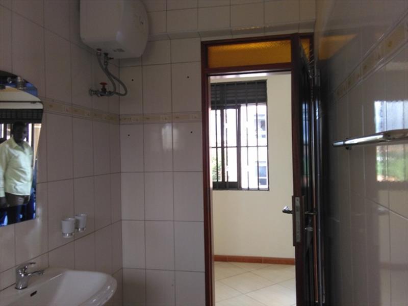 Mansion for rent in Muyenga Kampala