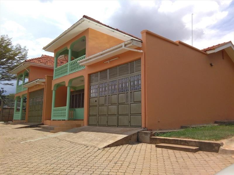 Town House for rent in Muyenga Kampala