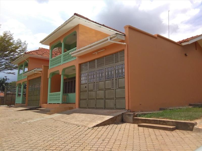 Town House for rent in Muyenga Kampala