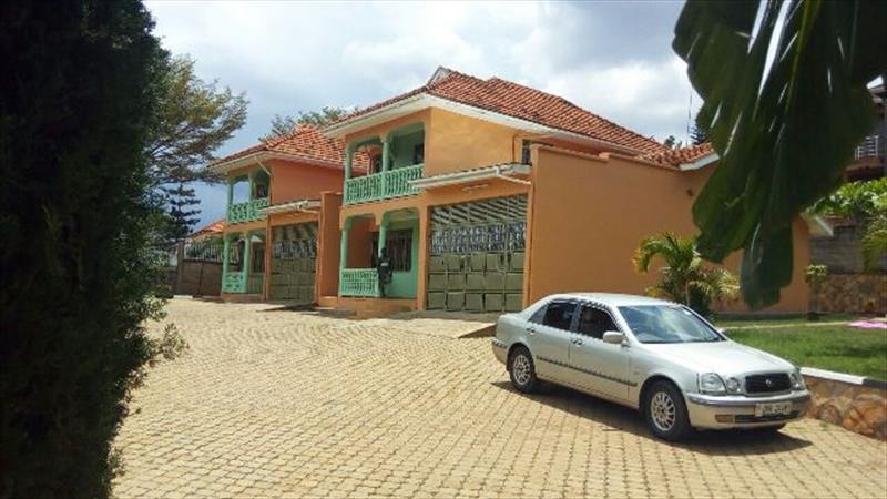 Town House for rent in Muyenga Kampala