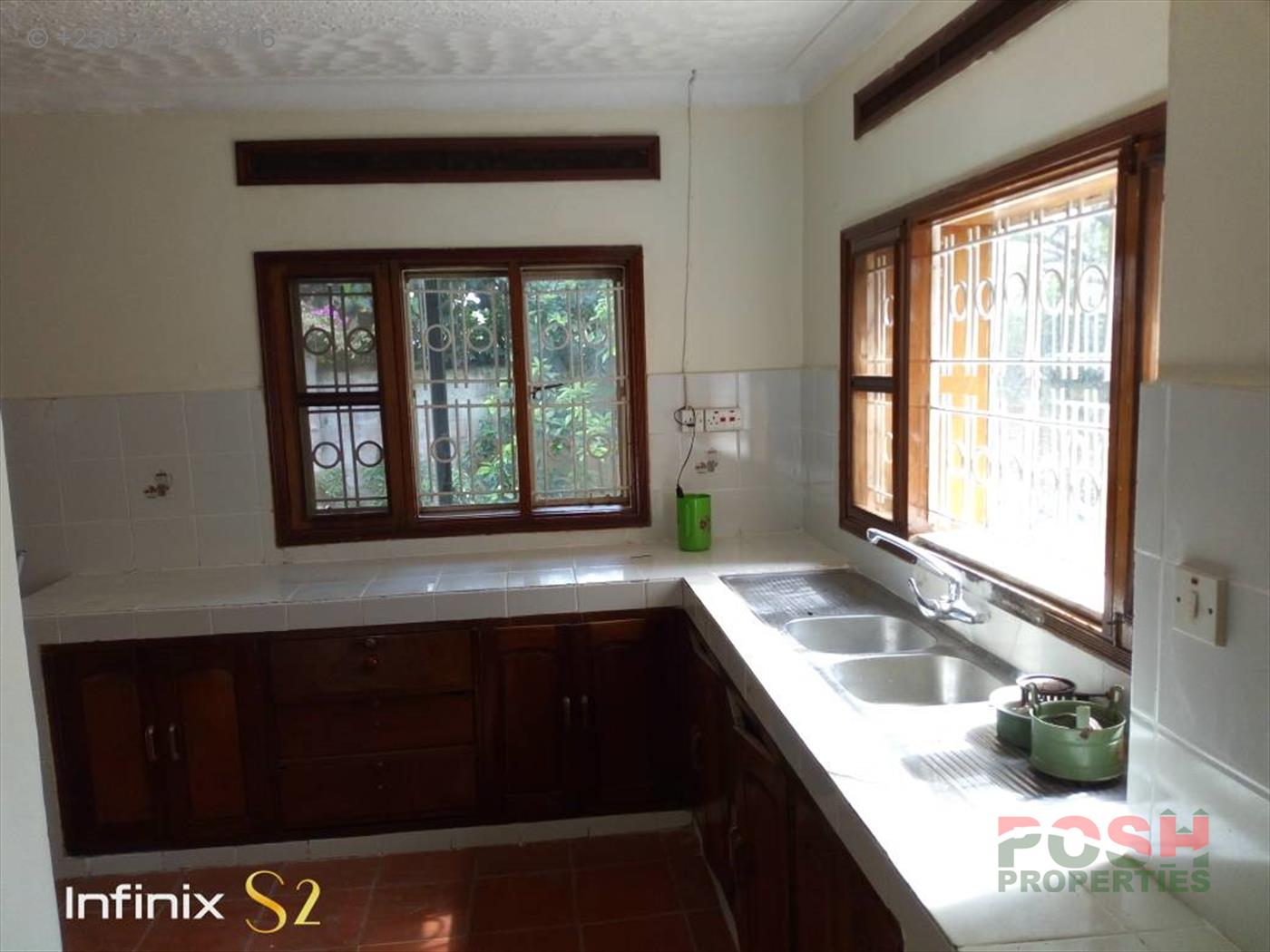 Mansion for rent in Bugoloobi Kampala