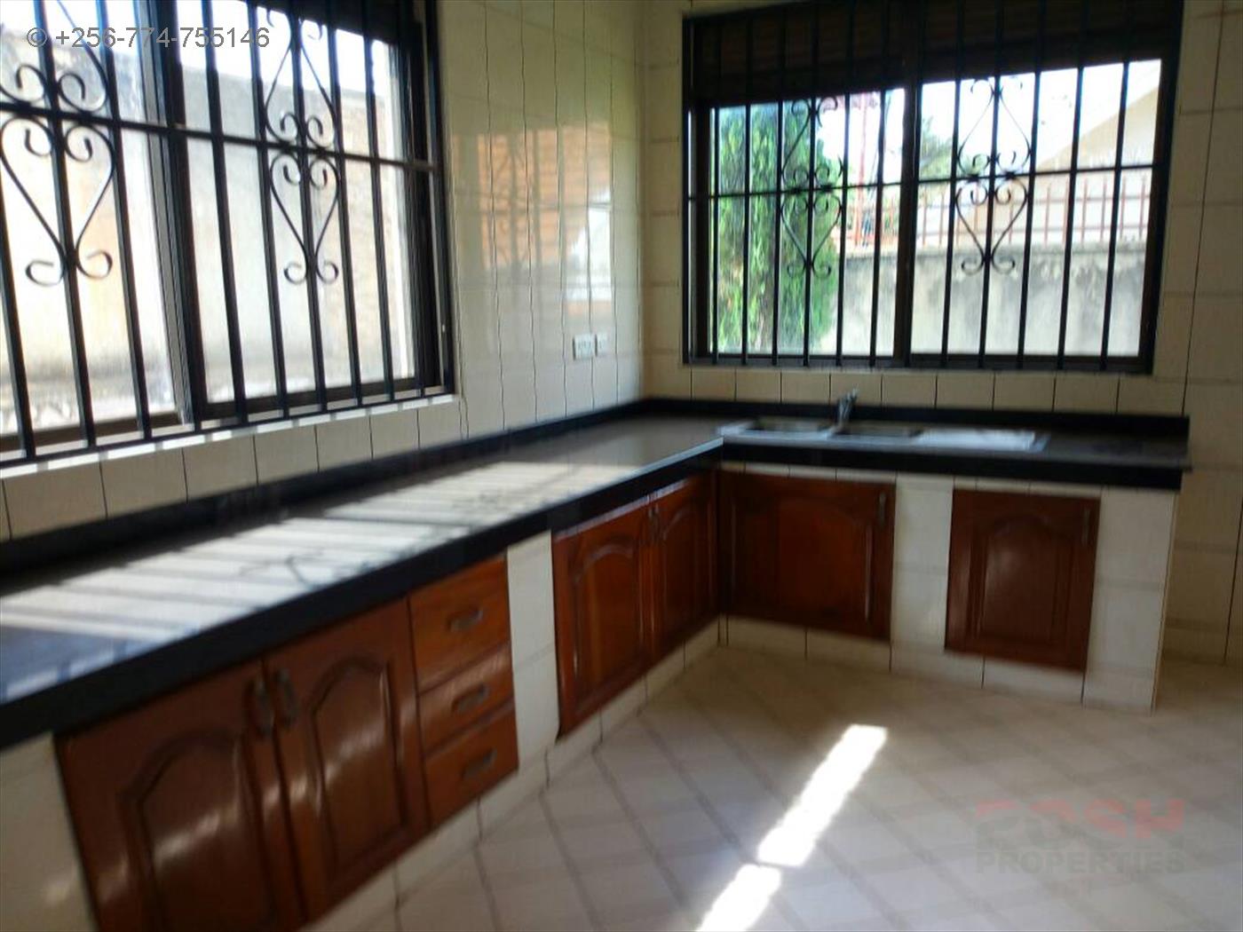 Town House for rent in Munyonyo Kampala