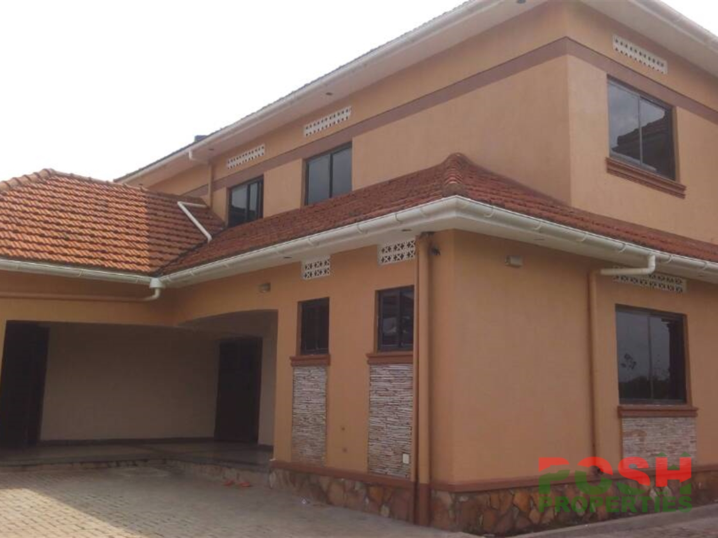 Mansion for rent in Kyanja Wakiso