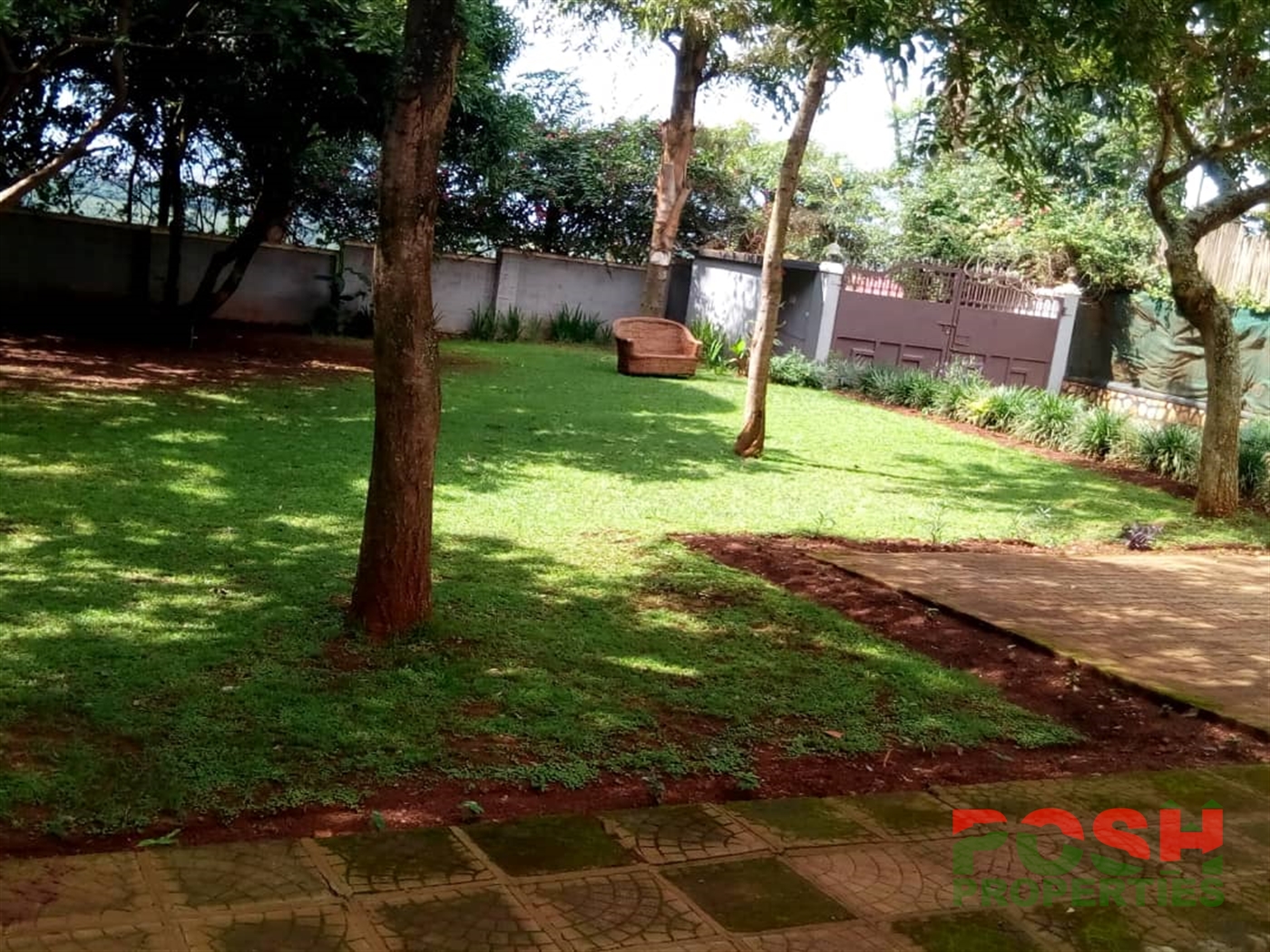 Mansion for rent in Lubowa Wakiso