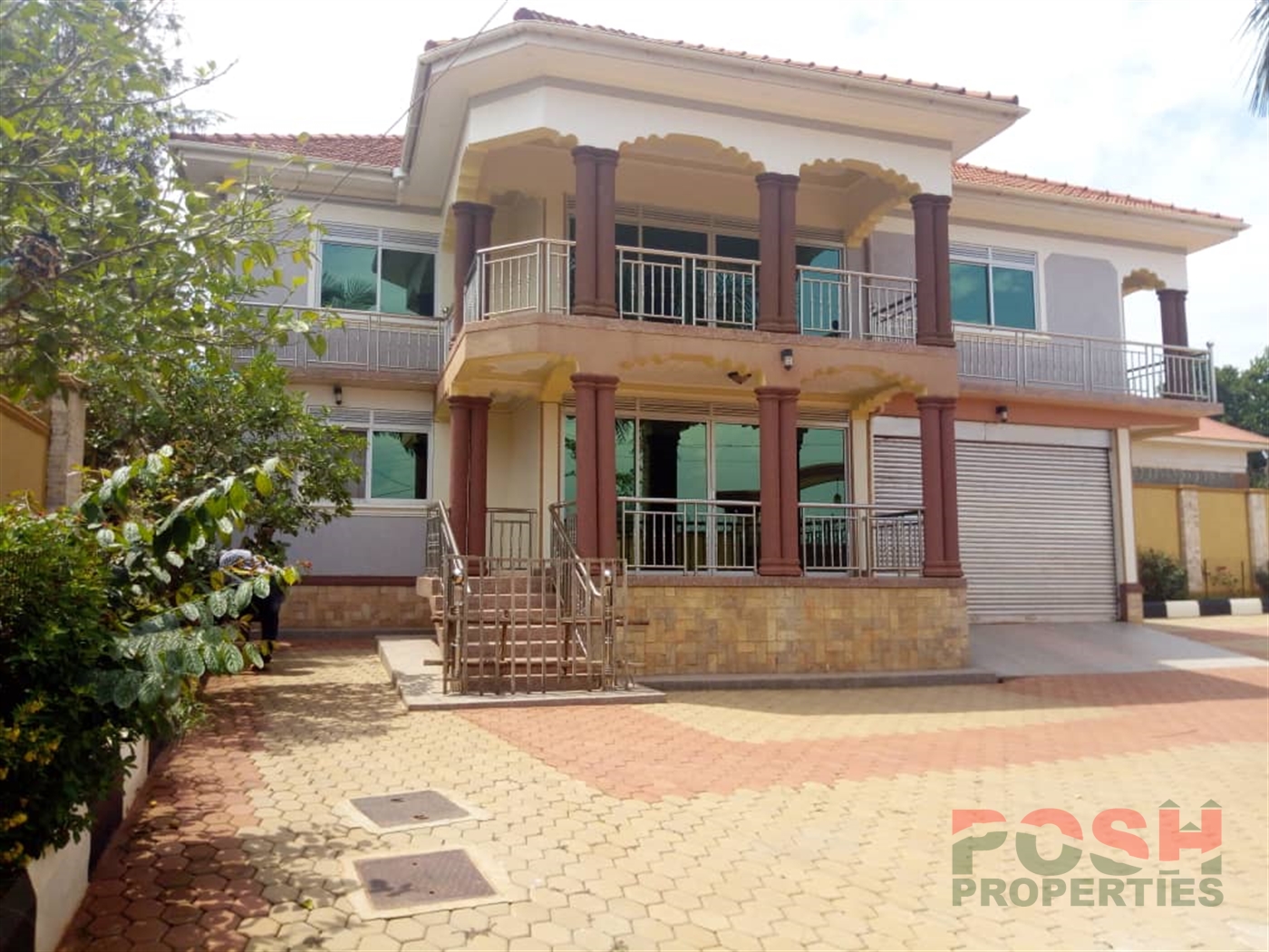 Mansion for rent in Kitende Wakiso