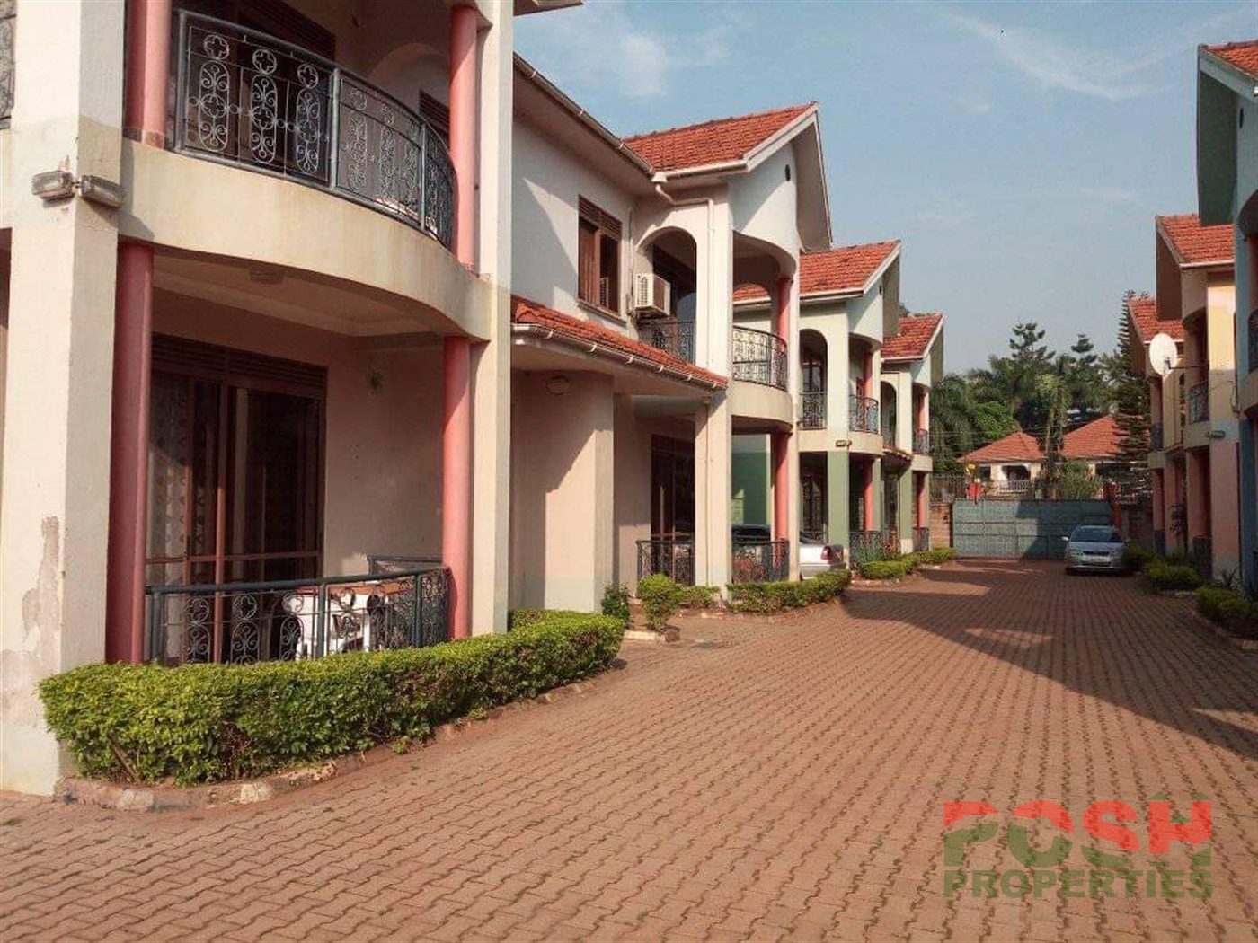 Town House for rent in Bugoloobi Kampala