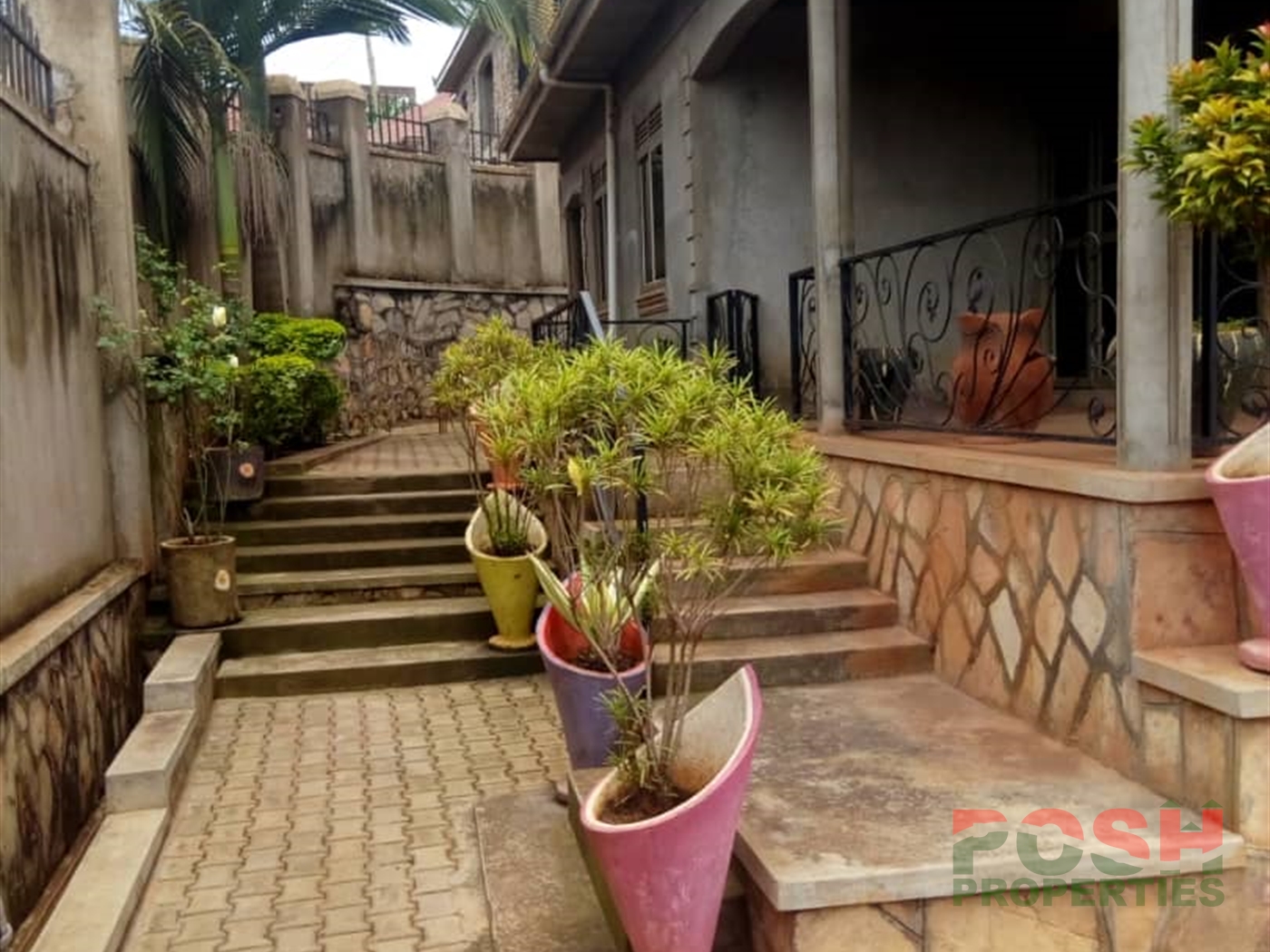 Bungalow for sale in Seguku Wakiso