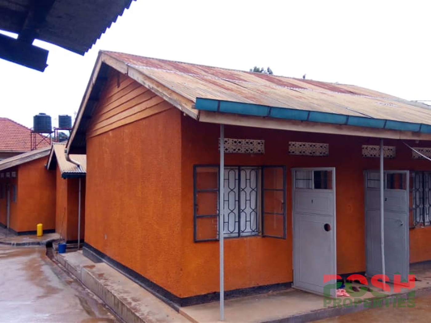 Hostel for sale in Bugoloobi Kampala