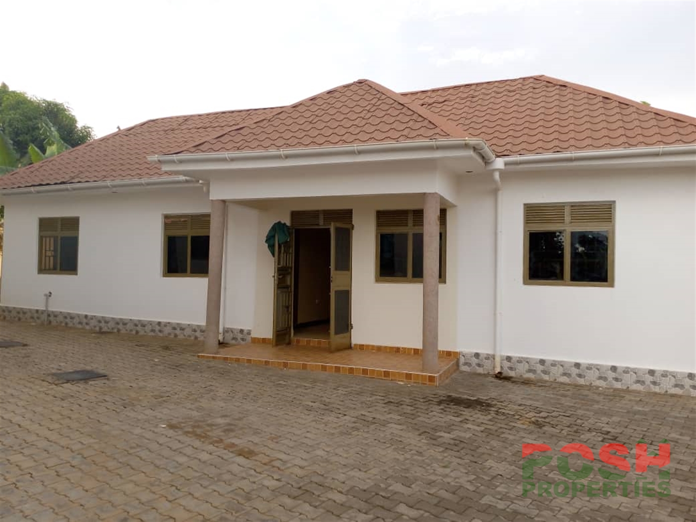 Mansion for sale in Gayaza Wakiso