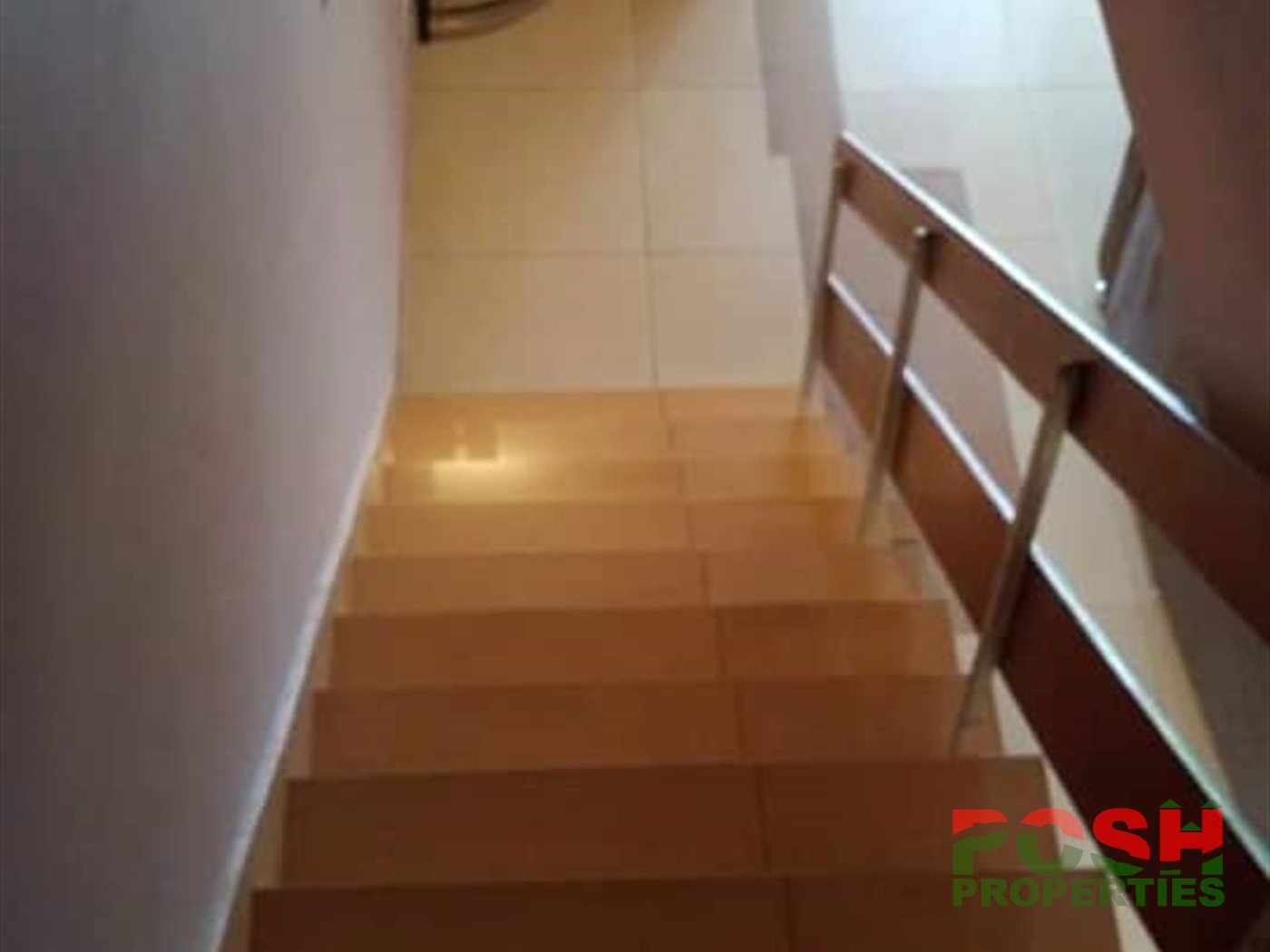 Town House for rent in Kololo Kampala